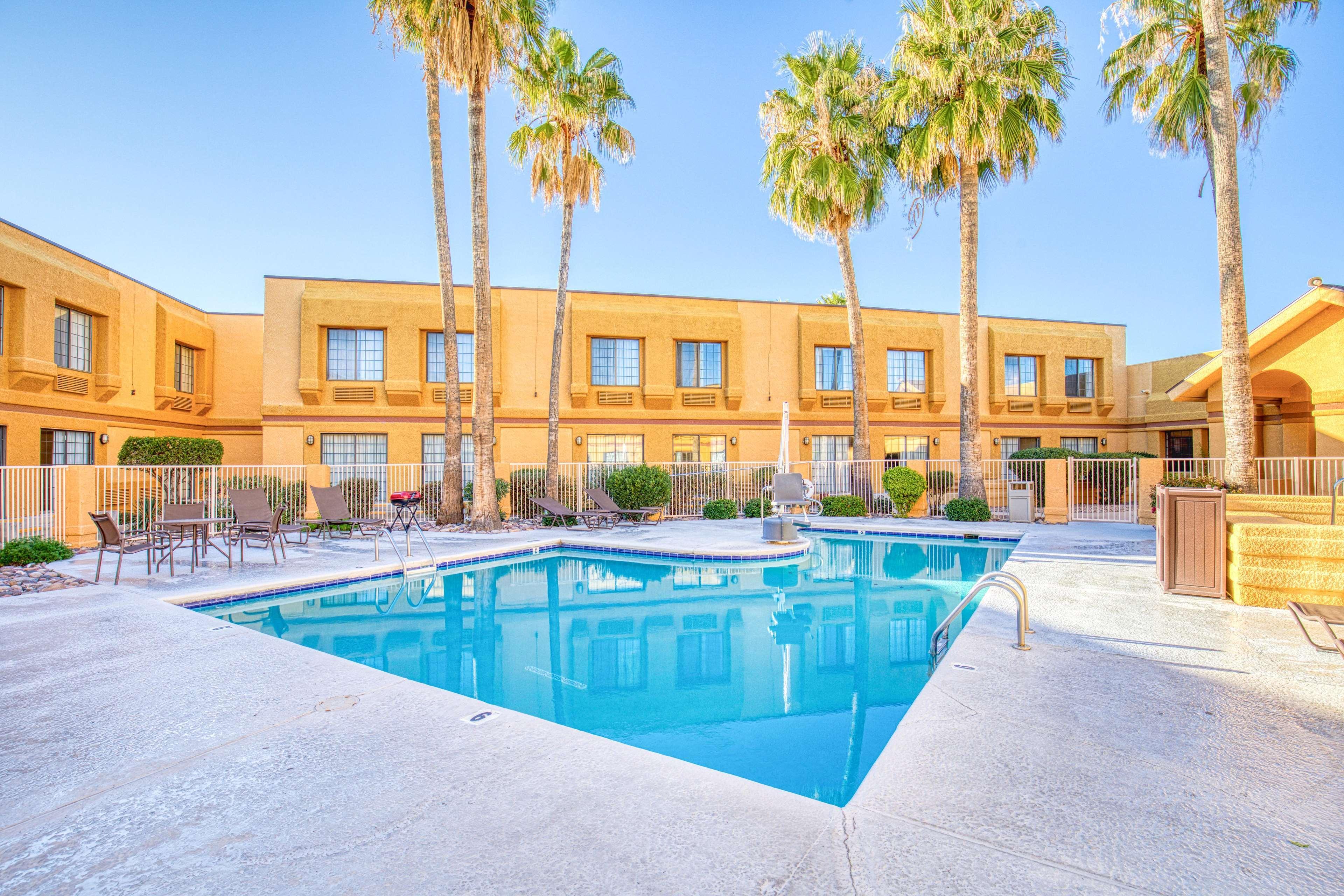Best Western Green Valley Inn Exterior photo
